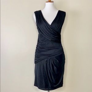 BLACK HALO Black Sleeveless Scrunch Layered Dress S